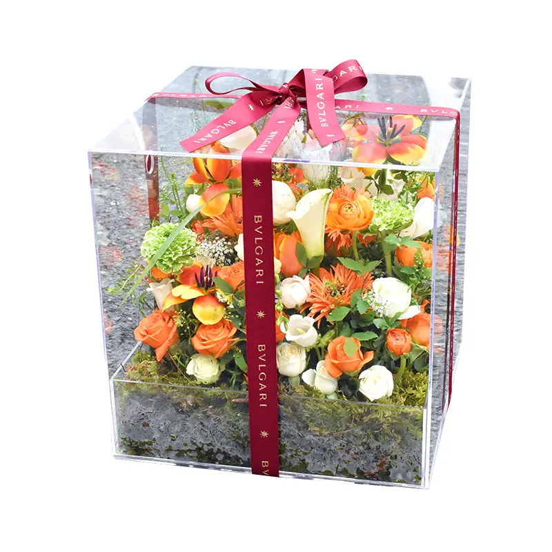 Boîte d'emballage carrée de luxe en plexiglas en plastique de rose boîte à fleurs en acrylique transparent pour la boîte de présentation de la Saint-Valentin