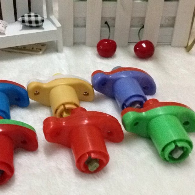 Imitation wood gyroscope launcher