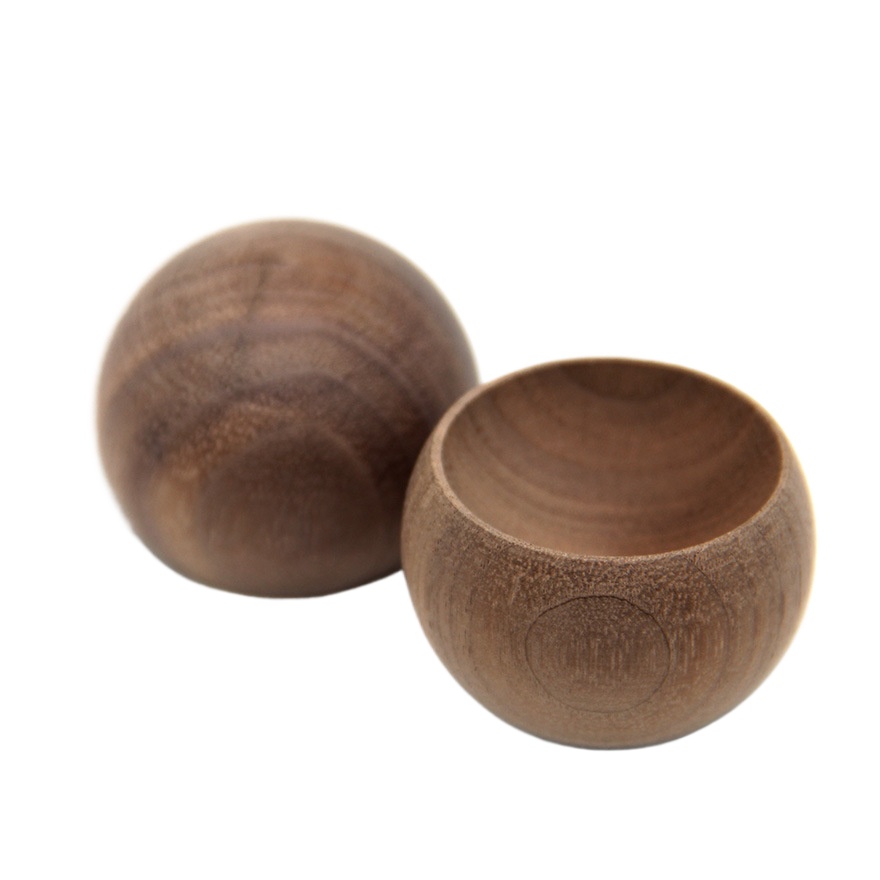Round black walnut diffuser