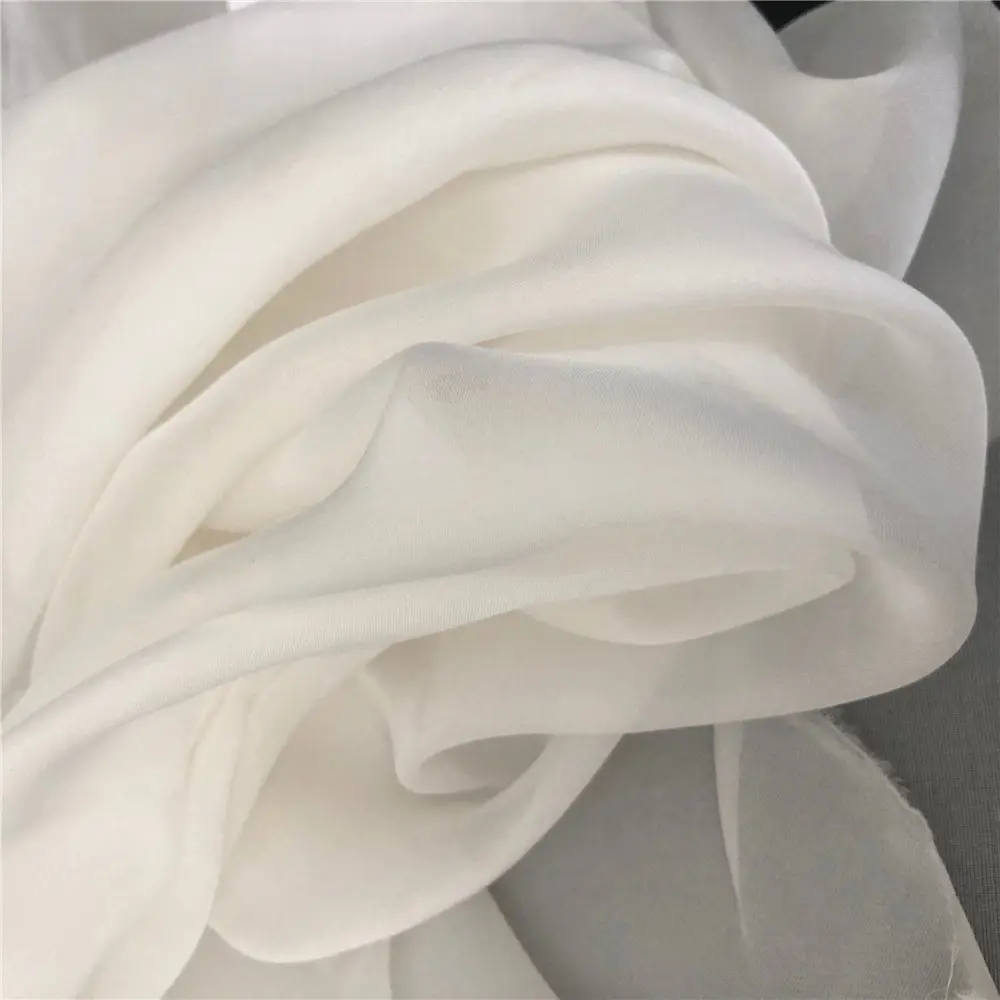 8 m/m largeur 140CM 100% Mûrier Blanc Couleur Tissu En Mousseline De Soie avec Promotion 54"