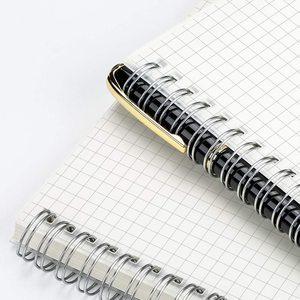 Cuadernos de papel de cuadrícula cuadrada gruesa con gráfico en espiral cuádruple B5 para la vida diaria escolar - Product Image 3