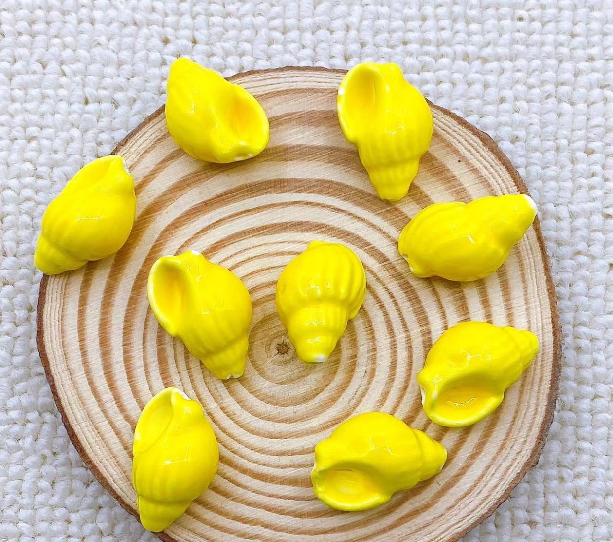 jaune