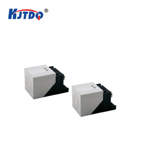 KJT Gute Qualität B40 IP67 Wasserdichter quadratischer NPN PNP NO NC-Ausgang Analoger Näherung sensorsc halter