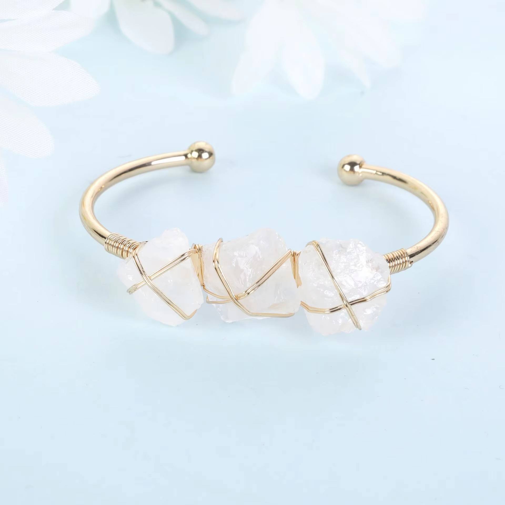 คริสตัลสีขาว