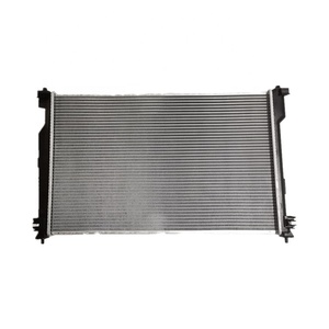ขายส่งโรงงานคุณภาพสูงระบบทําความเย็นอัตโนมัติหม้อน้ํารถยนต์ OEM 16400-F0010 - Product Image 2