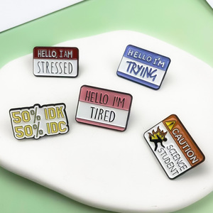 クラス & チーム認識のためのチーム名モダンとアンティークスタイルのカスタマイズ可能な名前バッジ - Product Image 3