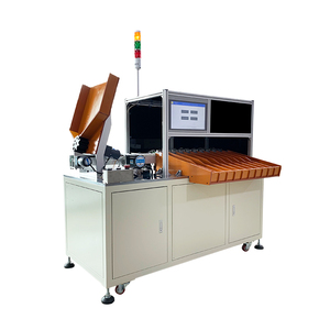 Clasificador de celdas de batería cilíndrica, máquina clasificadora de pegatinas de código de escaneo de batería de iones de litio - Product Image 1