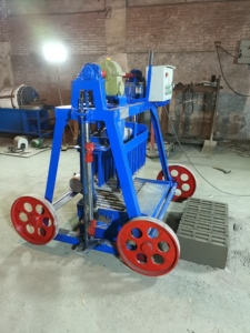 Máquina para hacer bloques sólidos, máquina para hacer ladrillos huecos, equipo de construcción de Filipinas, motor de materias primas de cemento de arcilla - Product Image 4