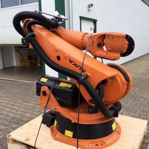 Kuka 6-Achsen-Roboterarm KR 240 R3330 mit kunden spezifischem CNGBS-Roboter greifer als andere Industrie roboter - Product Image 3