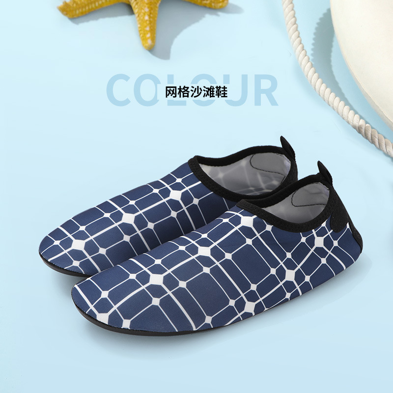 Mesh beach shoes