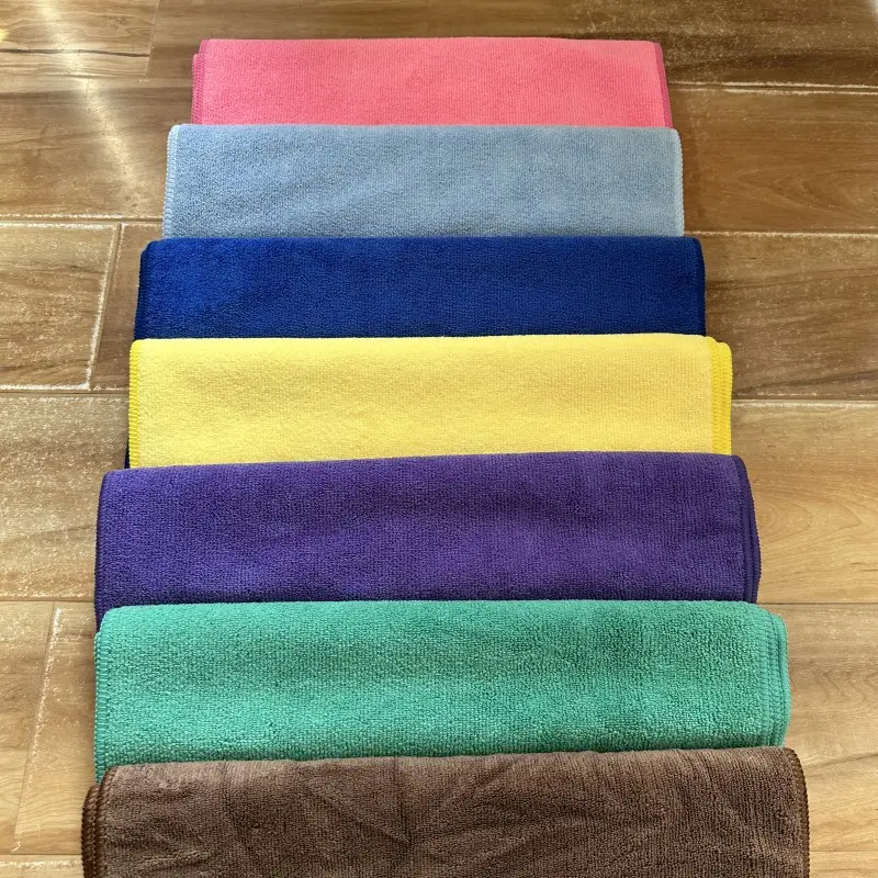 80% पॉलिएस्टर 20% पॉलियामाइड रंगीन माइक्रोफाइबर तौलिया कपड़ा कार माइक्रोफाइबर सफाई तौलिया