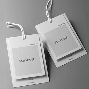Cartón blanco Textura única Ropa personalizada Etiquetas colgantes Swing Tag Diseño simple con cuerdas gratis - Product Image 2