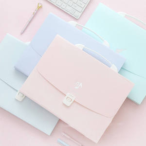 Carpeta de archivos PP A4 colorida con impresión personalizada con asa - Product Image 6