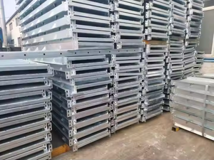 Plataforma DE TRABAJO suspendida de altura ajustable de alta estabilidad con góndola colgante de bloqueo de seguridad Motor único y monofásico - Product Image 2