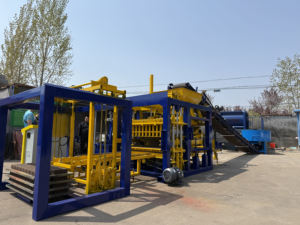 Máquina de fabricación de bloques de pavimentación de enclavamiento automático, componentes de molde de núcleo para producción de ladrillos de cemento, venta al por mayor - Product Image 6