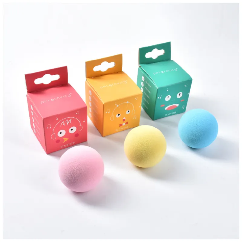 2023 giocattolo interattivo intelligente per animali domestici TPU palla malvagia per cane gatto con funzione di movimento luce a Led ricaricabile USB rimbalzo Pet palla giocattolo