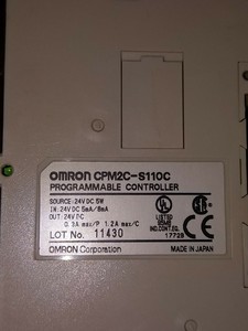 Plc CPM2CS110C入出力IOモジュールDINレール24VDC PLCプログラミングコントローラ - Product Image 3