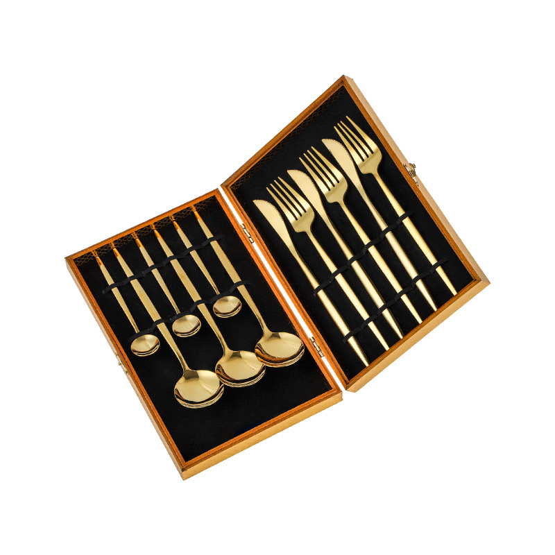 Gold 12-Piece Set