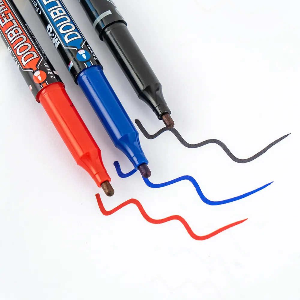 एम एंड जी सबसे अच्छा बेच स्थायी मार्कर पेन डबल जुड़वां टिप्स मार्कर लाल, काले, नीले हरे रंग की स्याही स्थायी मार्कर फाइबर निब
