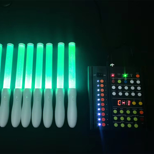 Bacchetta leggera programmabile per concerti Yuguang LED Glow stick nuovo modello - Product Image 1