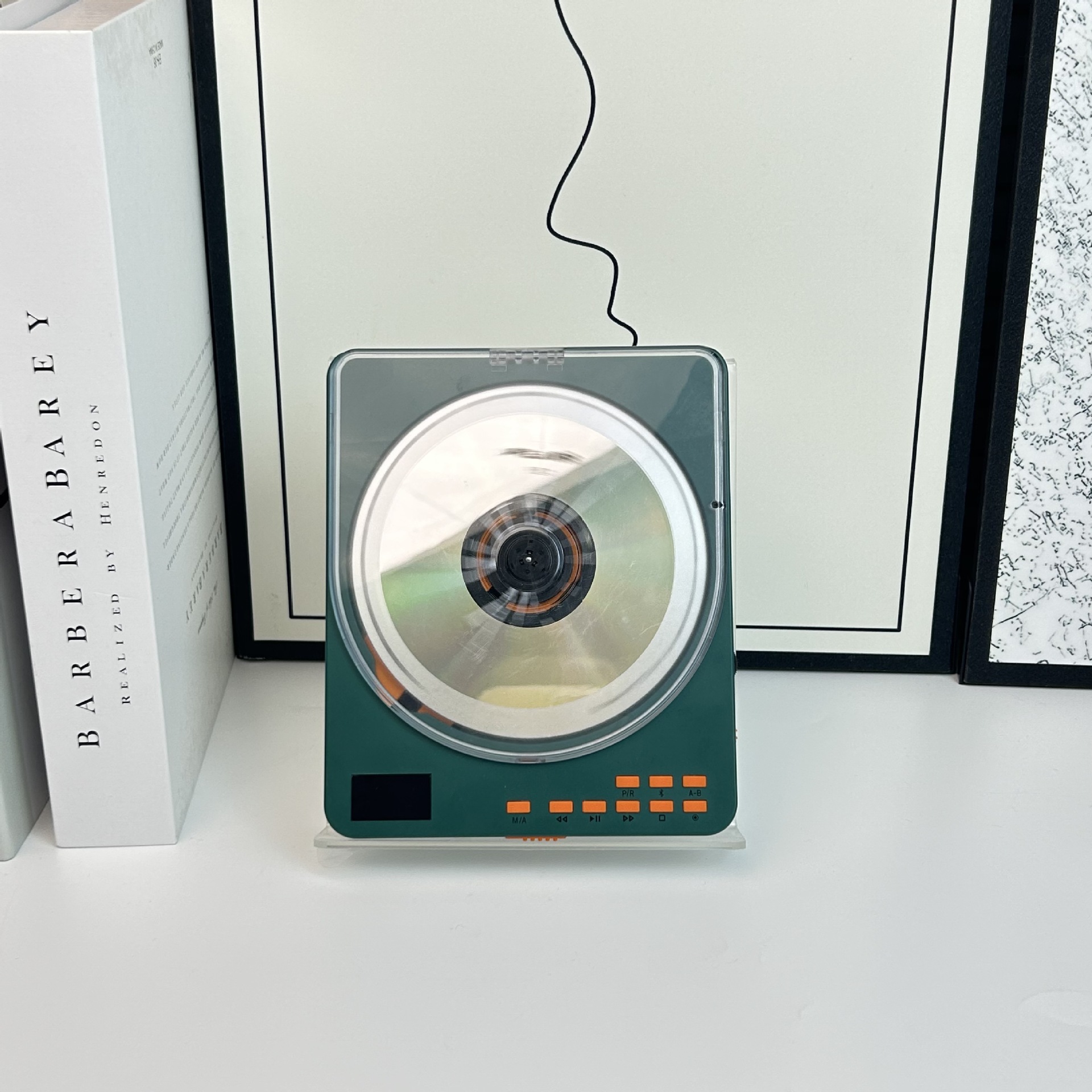 สีเขียว