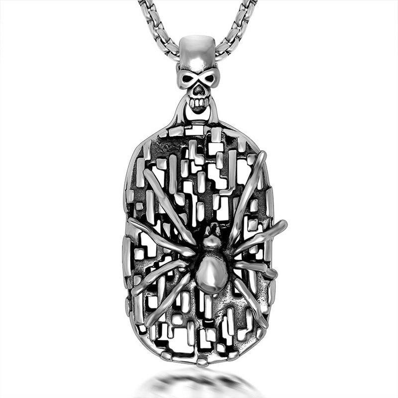 Pendentif seul, chaîne non incluse.