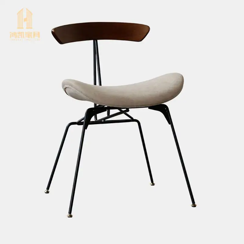 Cadeira de couro confortável para lazer, cadeira moderna de negociação, com estrutura traseira de ferro, para lanches e cafés