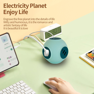 ช่องเสียบปลั๊กอเนกประสงค์สำหรับชาร์จไฟผ่าน USB รูปดาวเคราะห์สุดสร้างสรรค์แผงวงกลมเพื่อต่อ10A สำหรับปลั๊กไฟฟ้าในบ้าน - Product Image 3
