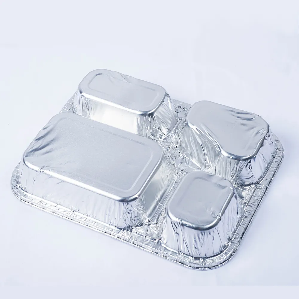 Boîte à lunch à emporter Conteneur alimentaire en aluminium jetable 4 compartiments 750ml Paquet alimentaire Ningbo Plateau en aluminium Full Curl 35mm