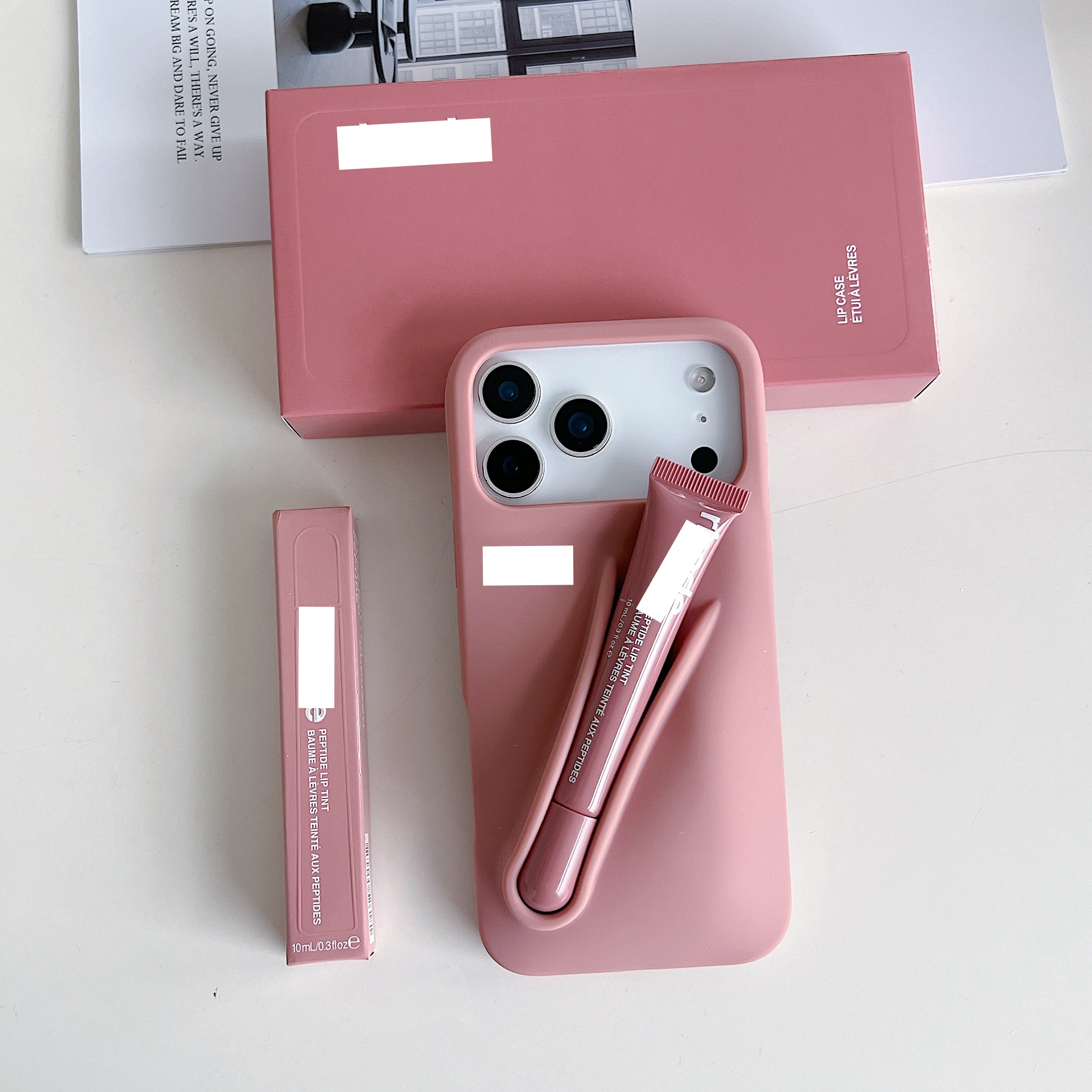 Toast (marron) - coque de téléphone + vernis à lèvres + boîte d'emballage