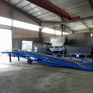 Alta Qualidade Portable <span class=keywords><strong>Dock</strong></span> Leveler 6T <span class=keywords><strong>8T</strong></span> 10T 12T 15T Durable Mobile Container <span class=keywords><strong>Loading</strong></span> Ramp Truck Load <span class=keywords><strong>Platform</strong></span>