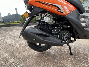 大人用150ccガソリンスクーターストリートバイク - Product Image 6