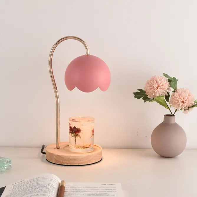 Aromatherapy lamp timed melting wax lamp European horn shade dimming retro candle warmer lamp
