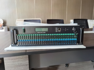 Alta Potência 3U 64 Port WDM CATV Amplificador Fibra Óptica Equipamento 1550nm EDFA Óptico Amplificador