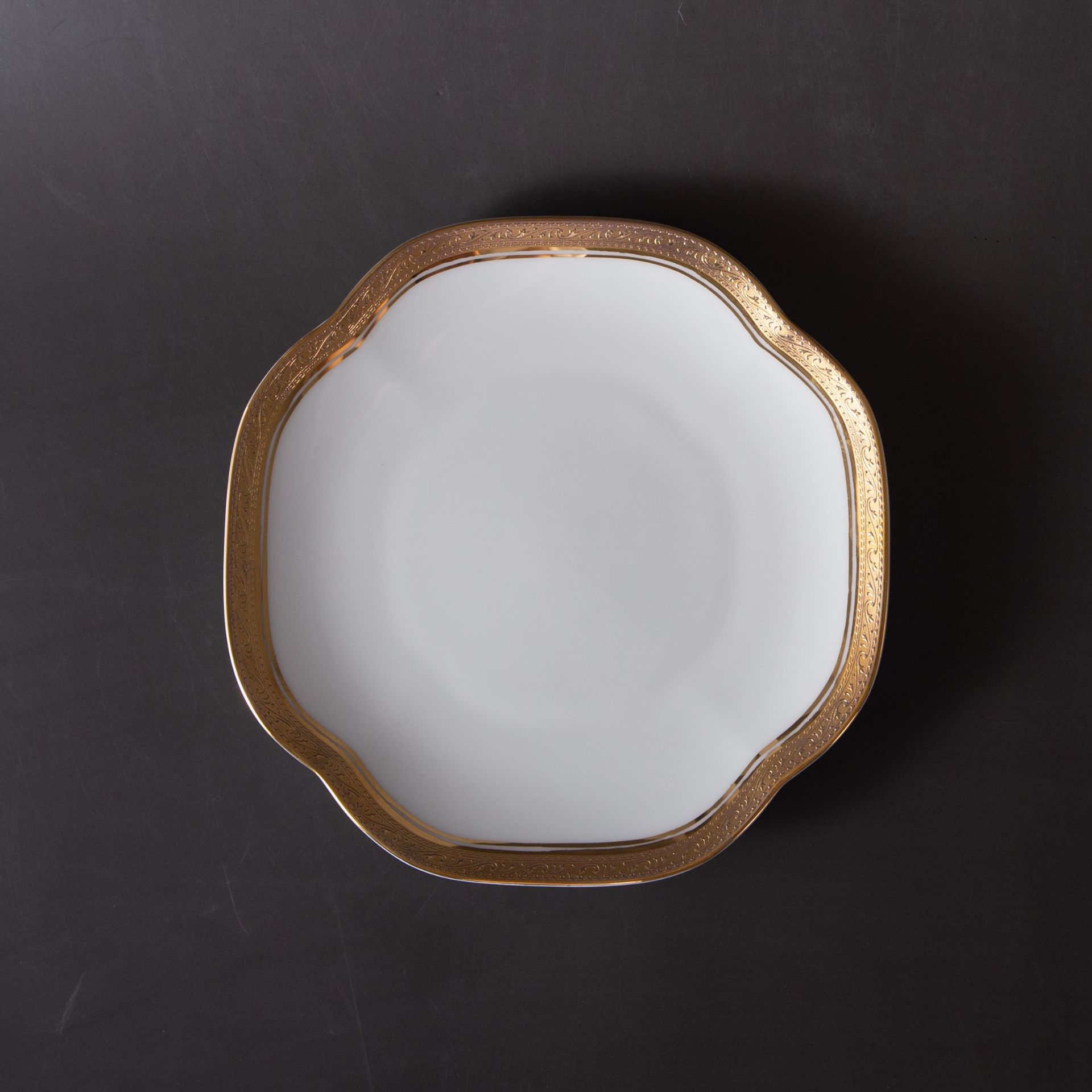 petite assiette blanche de 8 pouces, 20*2 cm