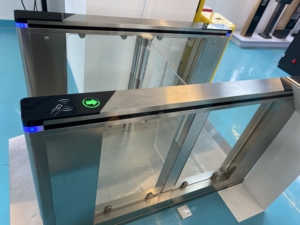 HCW cancello ad alta prestazione volto riconoscere il sistema di controllo di accesso prezzo competitivo girevole palestra ingresso di sicurezza