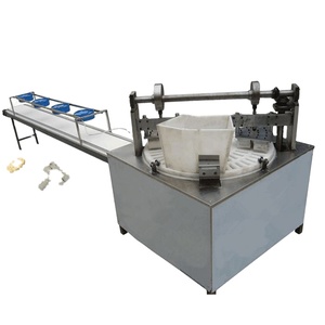 <span class=keywords><strong>Machine</strong></span> de découpe de gâteaux à prix d'usine Boule de riz soufflé multifonctionnelle à bas prix faisant la barre de céréales formant la <span class=keywords><strong>machine</strong></span>