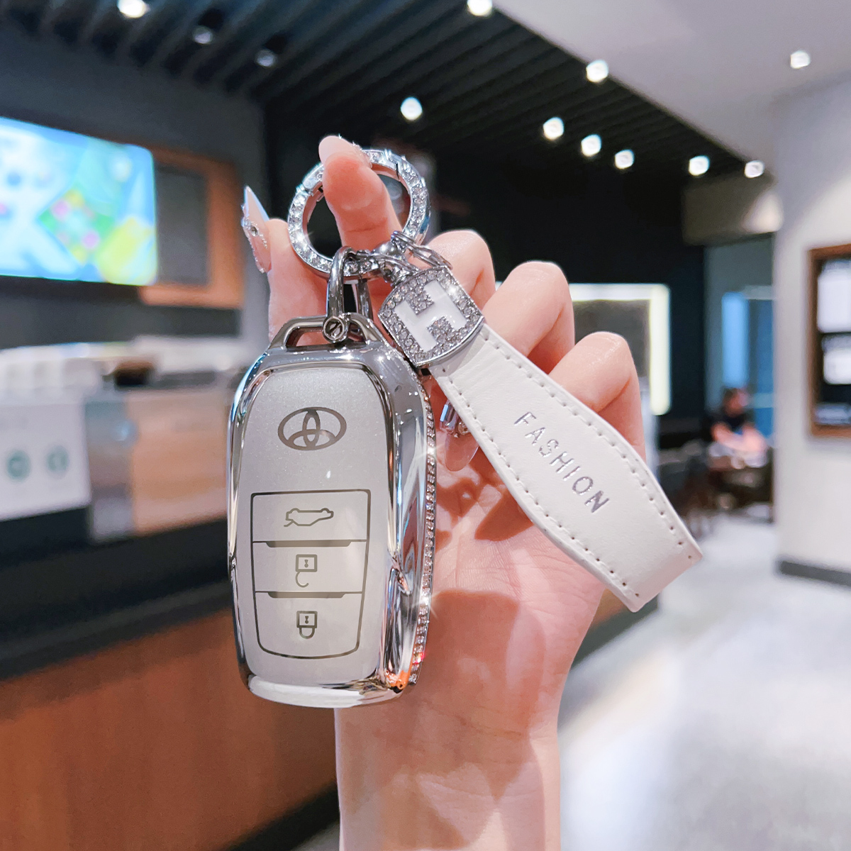 3 Buttons Silver+H Keychain