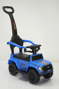 さまざまな色の女の子の男の子のおもちゃの車で利用できる子供のスクーター卸売