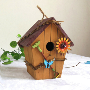 Asılı tip Modern kuş evi kiti DIY ahşap Pet evler bahçe süs küçük açık ahşap kuş kafesi ile baskılı desen