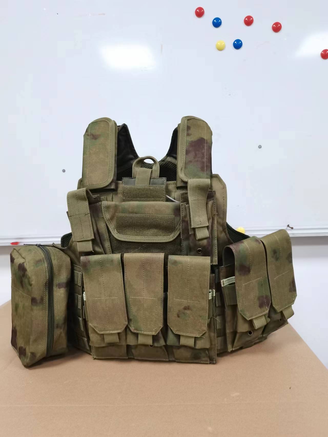 เสื้อกั๊กผี (ซากปรักหักพังสีเขียว)-หนึ่งขนาดเหมาะกับทุกคน