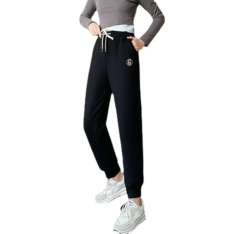 2023 autunno e inverno nuovi pantaloni antivento sportivi da donna pantaloni caldi alla caviglia larghi pantaloni della tuta Casual