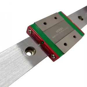 Rieles de guía de movimiento lineal CNC de alta precisión HIWIN Nueva guía lineal de acero con componentes de engranaje central - Product Image 1