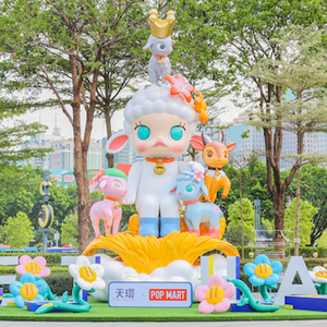 D051B定制商业艺术展示户外卡通动物雕像广场雕塑公园航运商场节日庆典