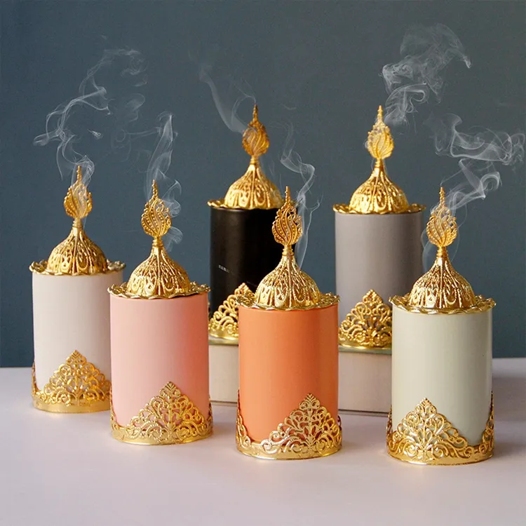 Brûleur d'encens en céramique métallique lumière de pagode dorée décoration de bureau de luxe brûleur d'encens portable arabe du Moyen-Orient W093