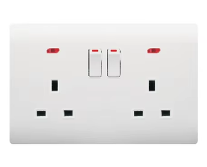 Panel de enchufe de pared Yaki British Standard Enchufe White Single Gang con puertos USB duales y interruptor 13A Salida multifuncional - Product Image 6