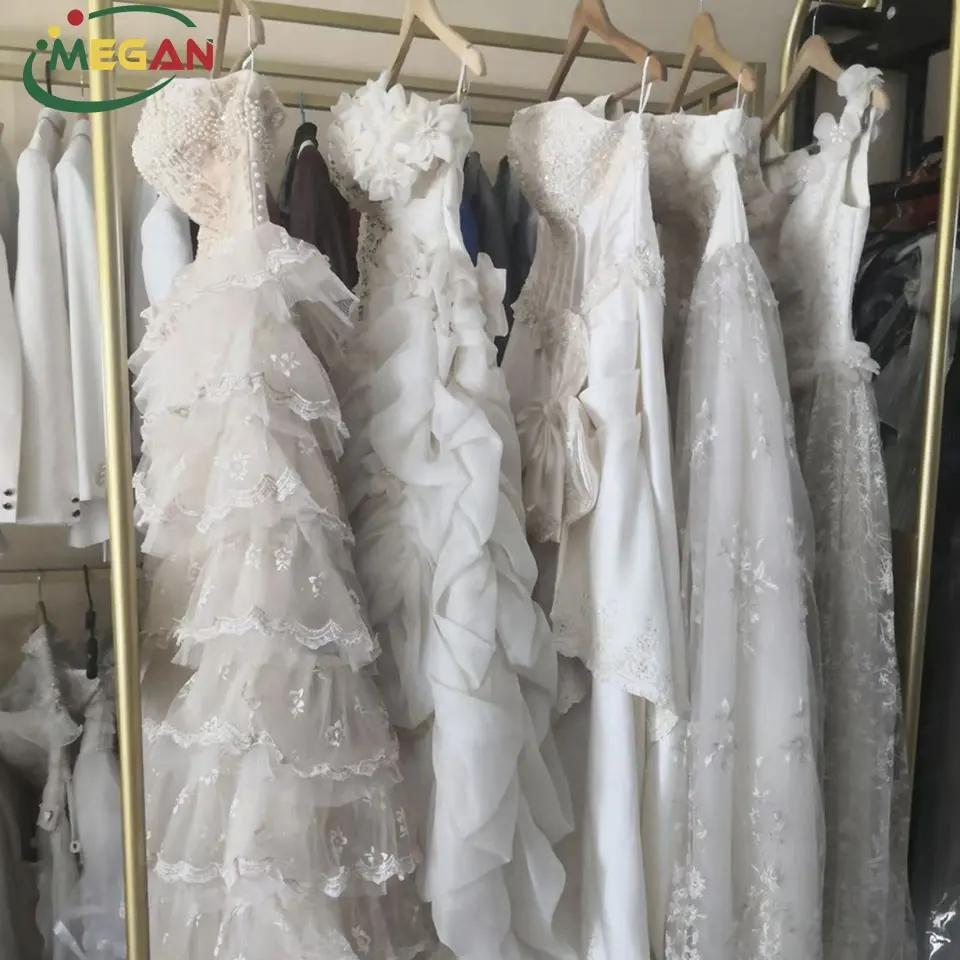 Megan Online toptan satış öncesi kıyafetler toplu olarak kullanılan düğün denizkızı elbiseler satın