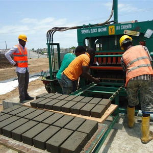 Shengya Brand Cheap <strong>QT5</strong>-20 Concrete Automatic Hollow <strong>Block</strong> Making <strong>Machine</strong> <strong>Interlock</strong> <strong>Block</strong> Forming Machinery - Product Image 2