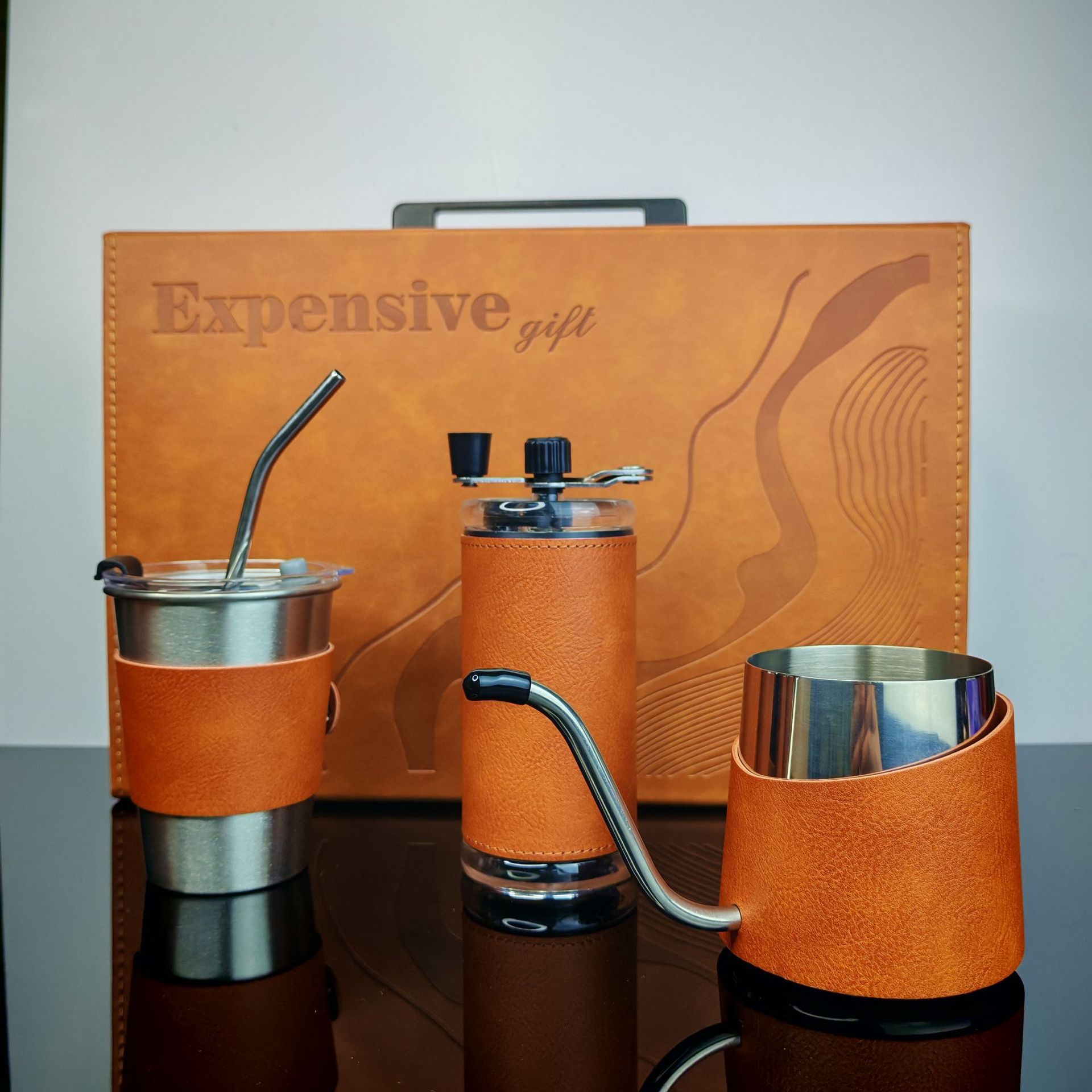 gift box, leather, 350ml pot, 350ml cup, grinder