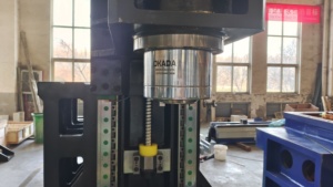 5 eksen merkezi Cnc işleme Vmc1060 masa boyutu Cnc işleme makinesi - Product Image 3